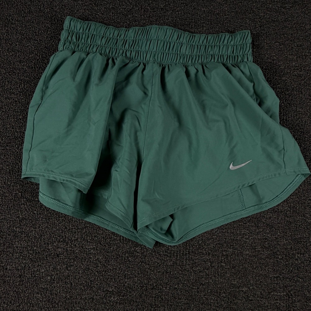 Nike Shorts Womens XS Dri-FIT Green Athletic EUC